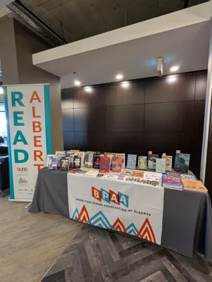 Table Runner - This tablecloth works great for our events