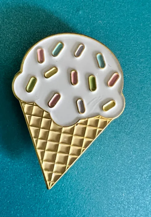 CustomHatsNow.Com - Soft Enamel Pin