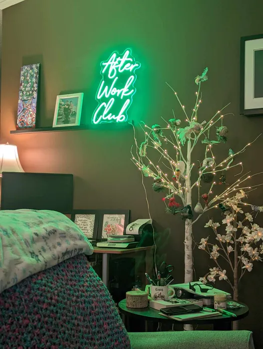 CustomHatsNow.Com - Custom Neon Sign