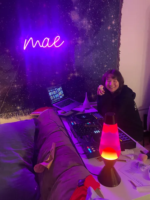 CustomHatsNow.Com - Custom Neon Sign