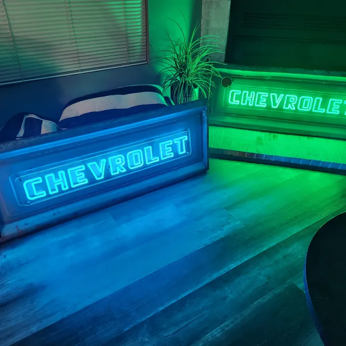 CustomHatsNow.Com - Artwork Neon Sign