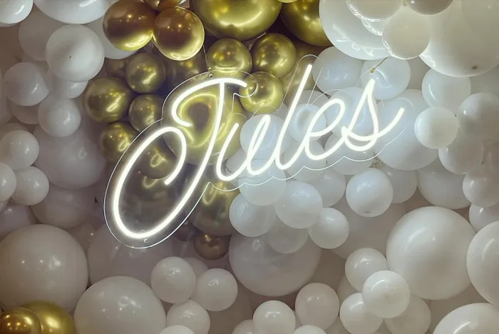 CustomHatsNow.Com - Custom Neon Sign