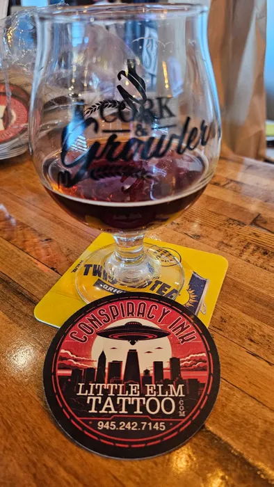 CustomHatsNow.Com - Pulpboard Coasters