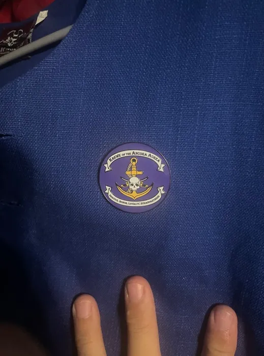 CustomHatsNow.Com - Hard Enamel Pin