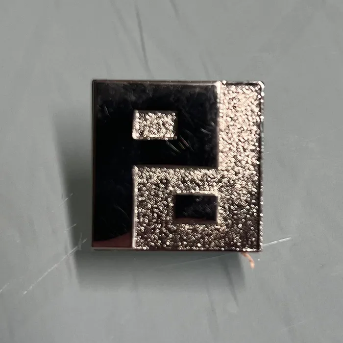 CustomHatsNow.Com - Die Struck Pin