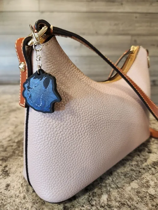 CustomHatsNow.Com - PVC Keychain