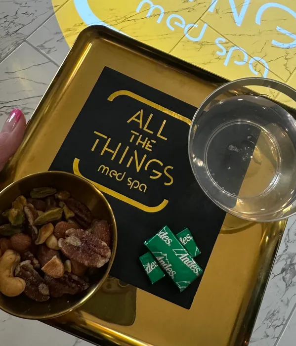 CustomHatsNow.Com - Custom Foil Stamped Beverage Napkin