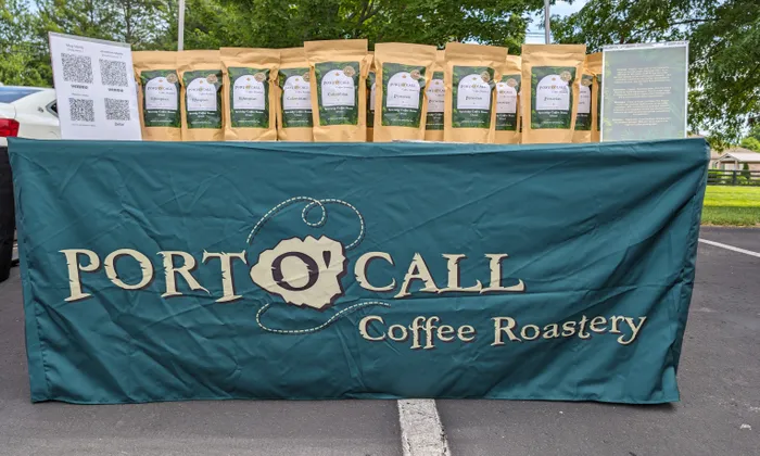 CustomHatsNow.Com - Custom Rectangle Table Covers