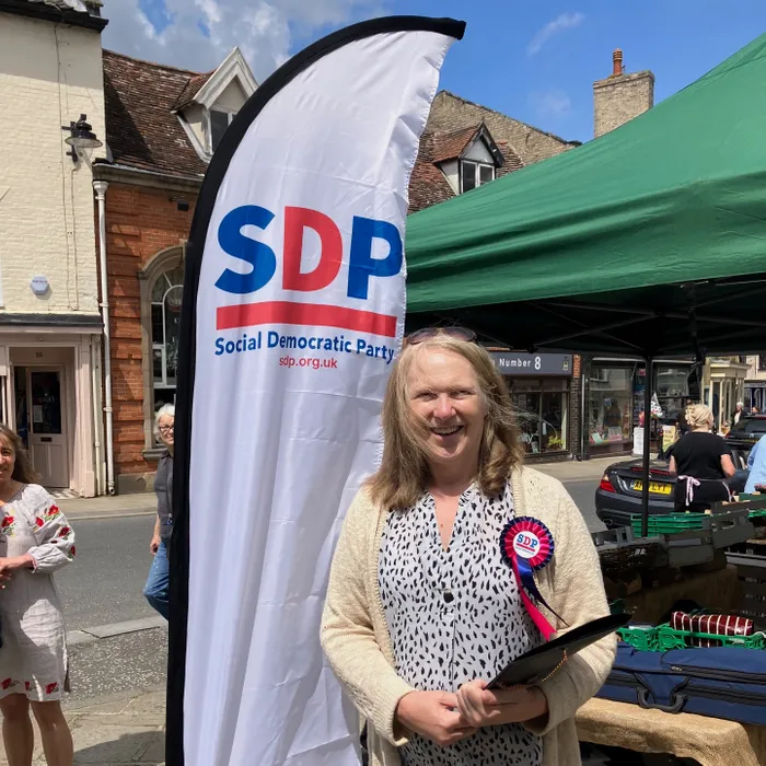 CustomHatsNow.Com - Feather Flag