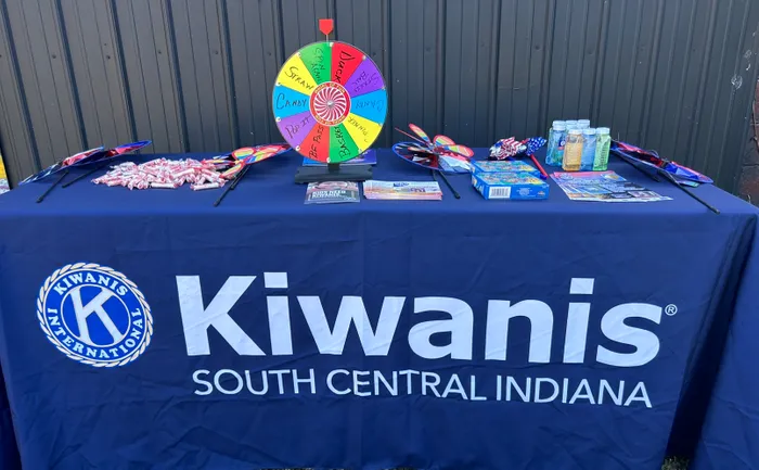 CustomHatsNow.Com - Custom Rectangle Table Covers