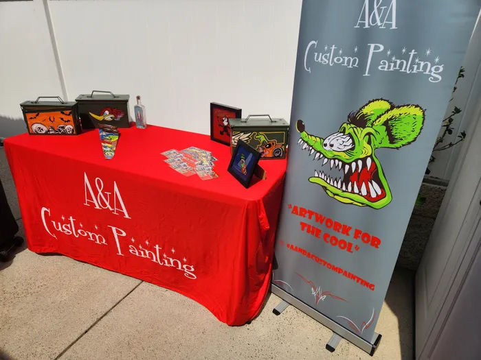 CustomHatsNow.Com - Roll Up Banner Stands