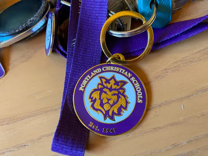 CustomHatsNow.Com - Metal Keychain