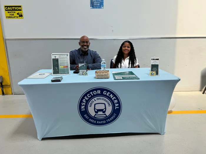 CustomHatsNow.Com - Custom Rectangle Table Covers