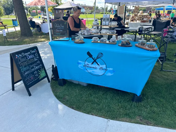 CustomHatsNow.Com - Custom Rectangle Table Covers