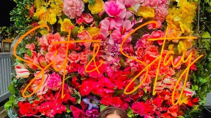 CustomHatsNow.Com - Custom Neon Sign