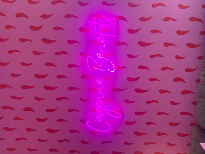 CustomHatsNow.Com - Custom Neon Sign