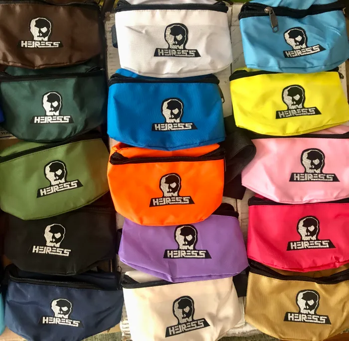 CustomHatsNow.Com - Woven Patch with Metallic Thread