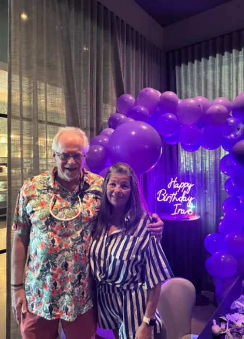 CustomHatsNow.Com - Custom Neon Sign