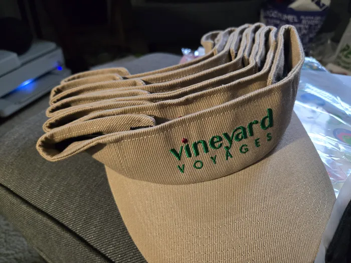 CustomHatsNow.Com - Visor