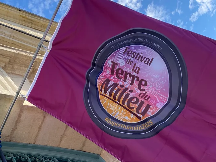 CustomHatsNow.Com - Rectangle Flag