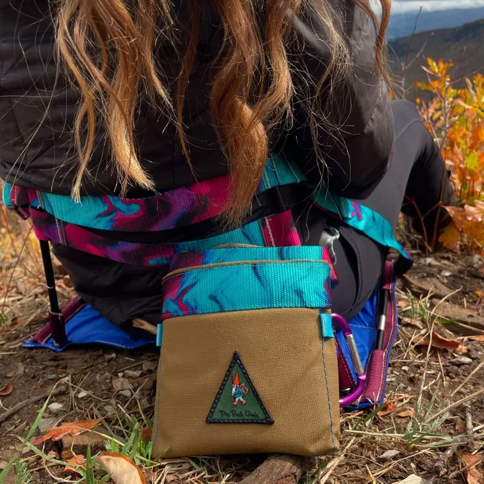 CustomHatsNow.Com - Embroidered Patches