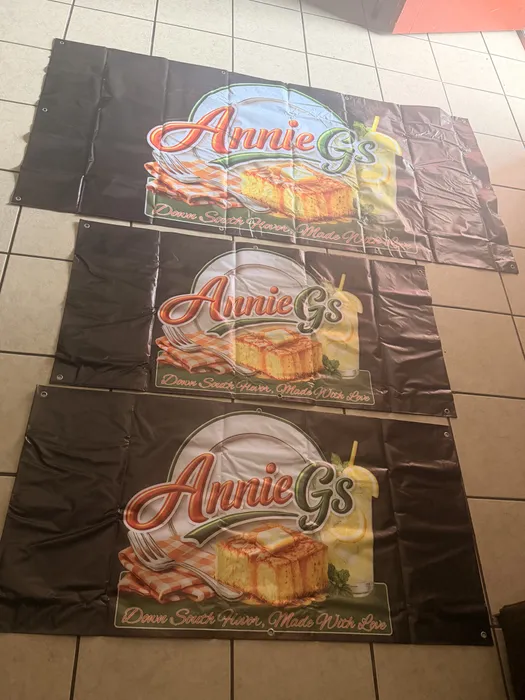 CustomHatsNow.Com - Custom Vinyl Banner