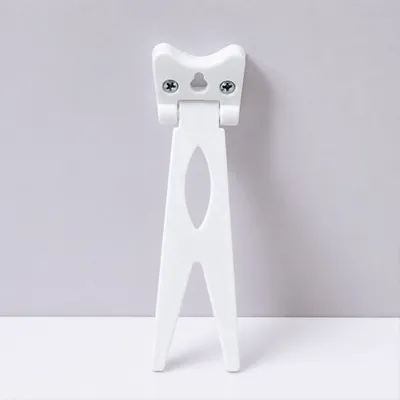 Tail Shaped Stand - Custom Hats Now