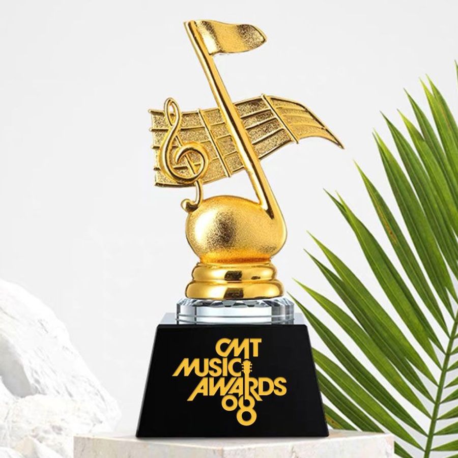 Children’s Trophies - Custom Hats Now